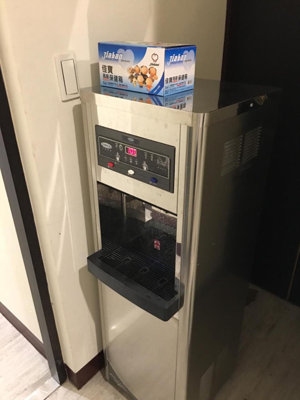 Travel Box Hotel Жубей Екстериор снимка