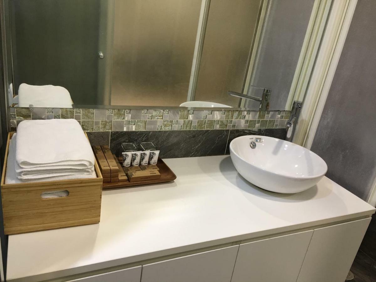 Travel Box Hotel Жубей Екстериор снимка