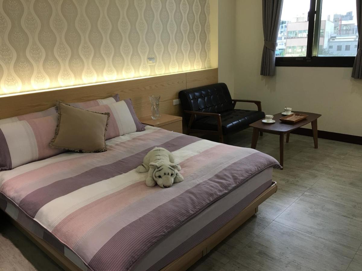Travel Box Hotel Жубей Екстериор снимка